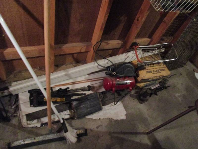 lot 63 image: Misc Garage Lot