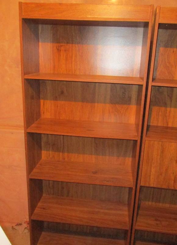 lot 77 image: Large Shelf with 5 Shelves