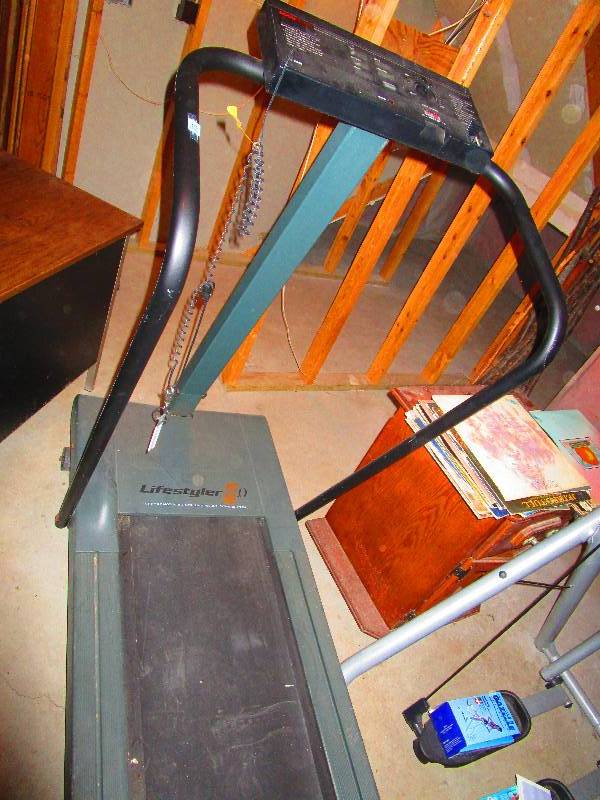 lot 35 image: Lifestyle 80 Treadmill