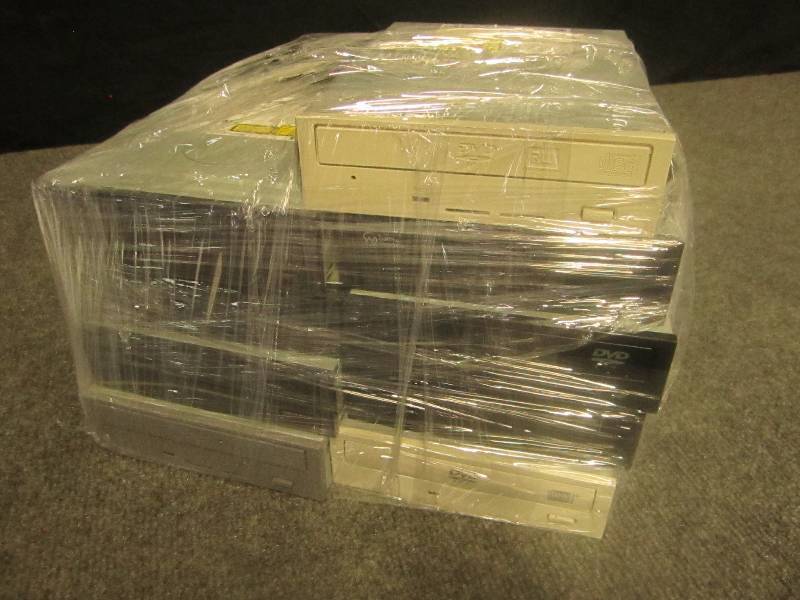 Lot of 9 DVD ROM drives...