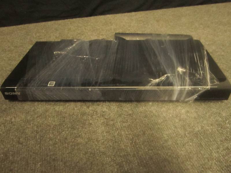 Sony CD DVD player DVP-NS710H with ...