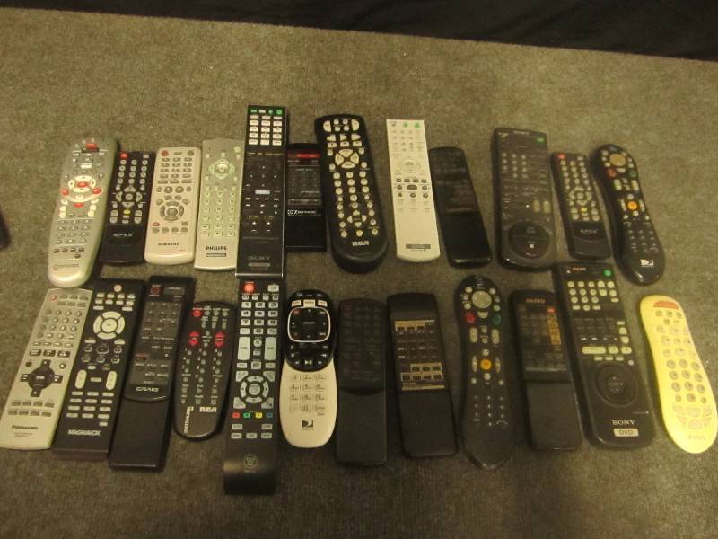 Lot of assorted remote controls...