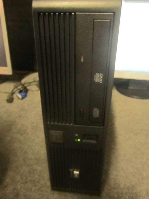 HP rp5700 Desktop Computer tower, l...