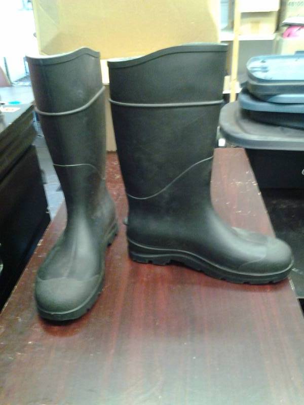 Servus Brand Rubber Boots (Heavy Duty) Size 10