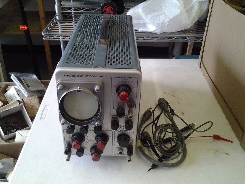 Vintage Oscilloscope With Leads--Powers Up