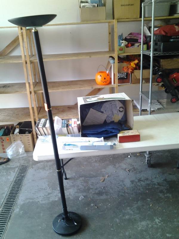 Box Lot-Air Mattress, Water Mattress, Floor Lamp, Books, Misc