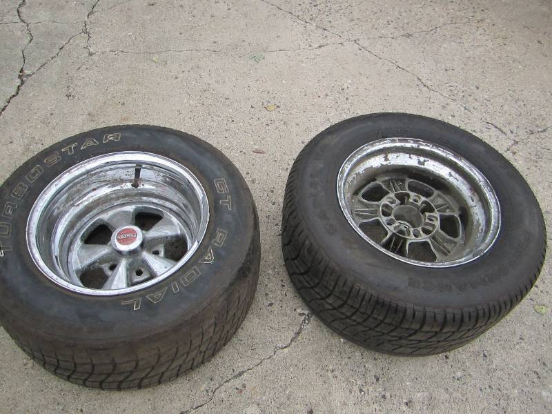 2 tires one is super fintenton shar...