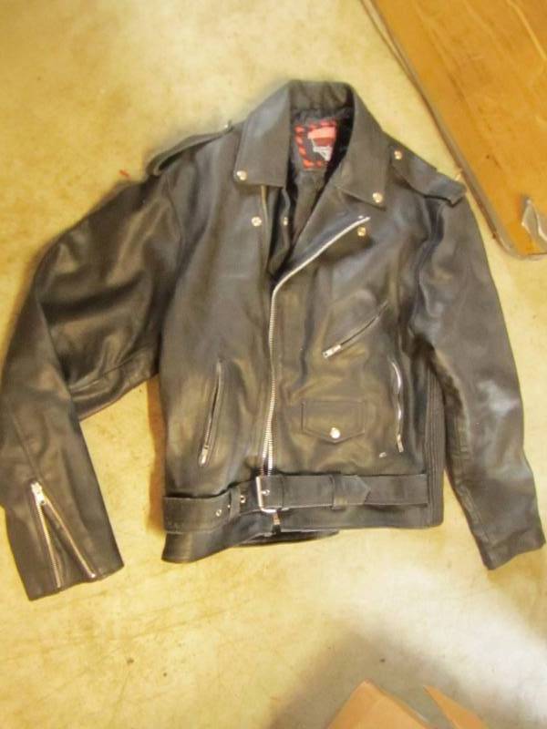 Leather jacket sizeXL...