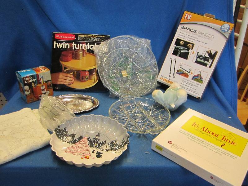 Box of glasswear...