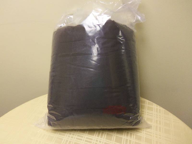 Bedding - Comforter - NEW