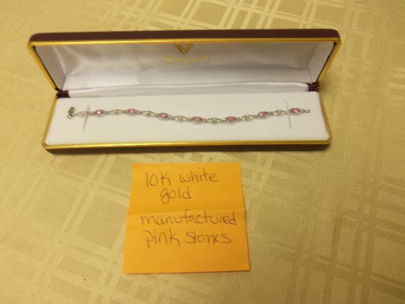 10K White Gold Bracelet
