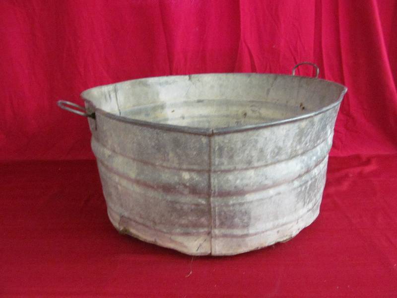 Vintage Wash Tub