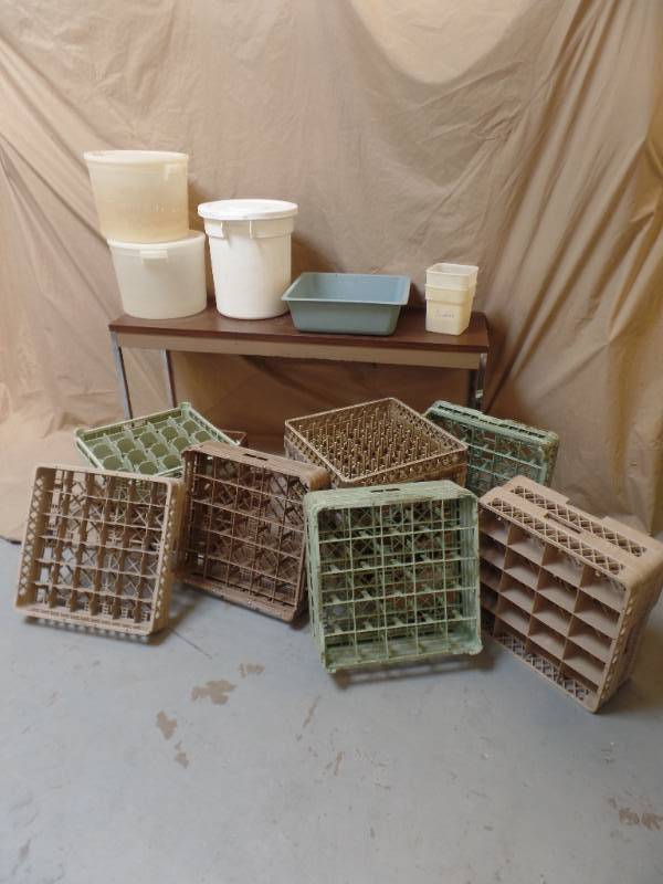 Dishwasher Trays and Plastic Containers