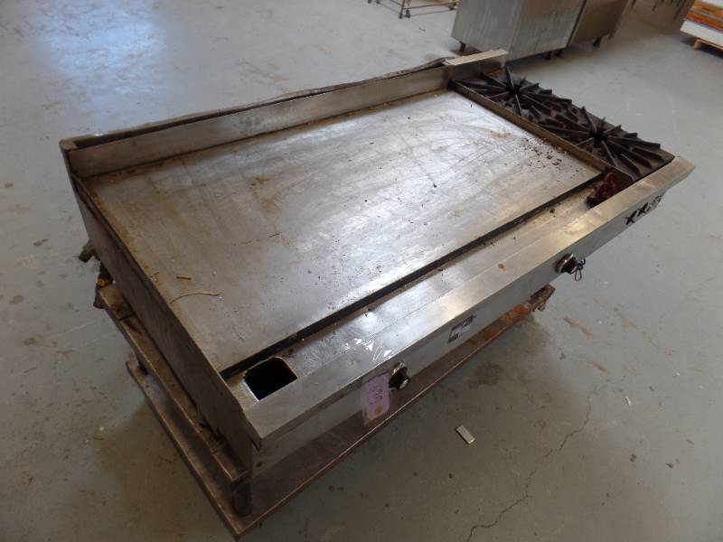 Griddle with 2 Burners
