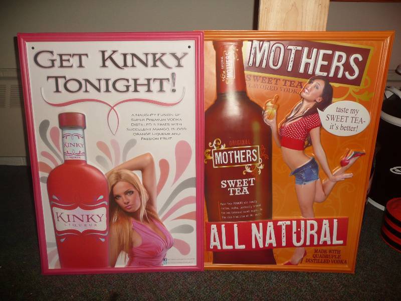 KINKY & MOTHERS EMBOSSED PLASTIC SIGNS - EXCELLENT CONDITION