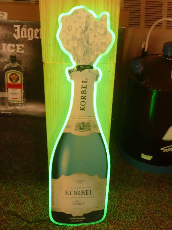 KORBEL CHAMPAGNE LIGHTED SIGN - VERY NICE