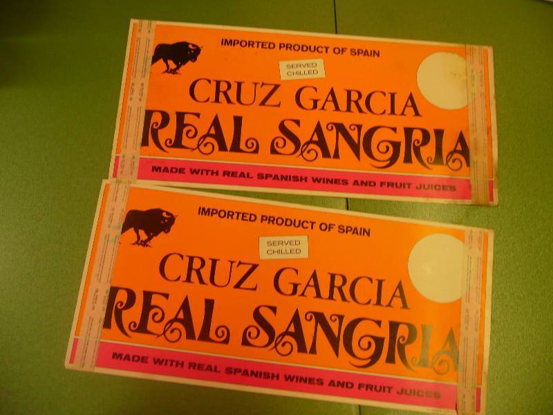 CRUZ GARCIA REAL SANGRIA SIGNS