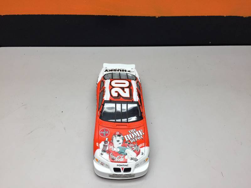 lot 2 image: TONY STEWART #20 COCA COLA 124 SCALE COLLECTIBLE CAR