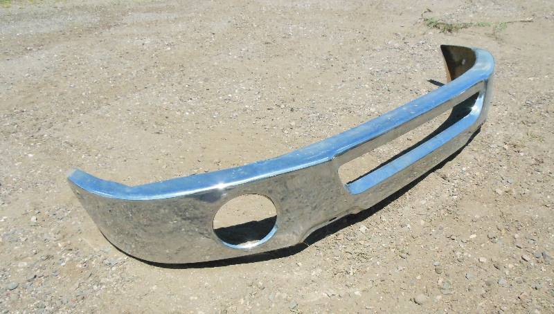 lot 90 image: Chrome Bumper - believed to be from a Ford Truck
