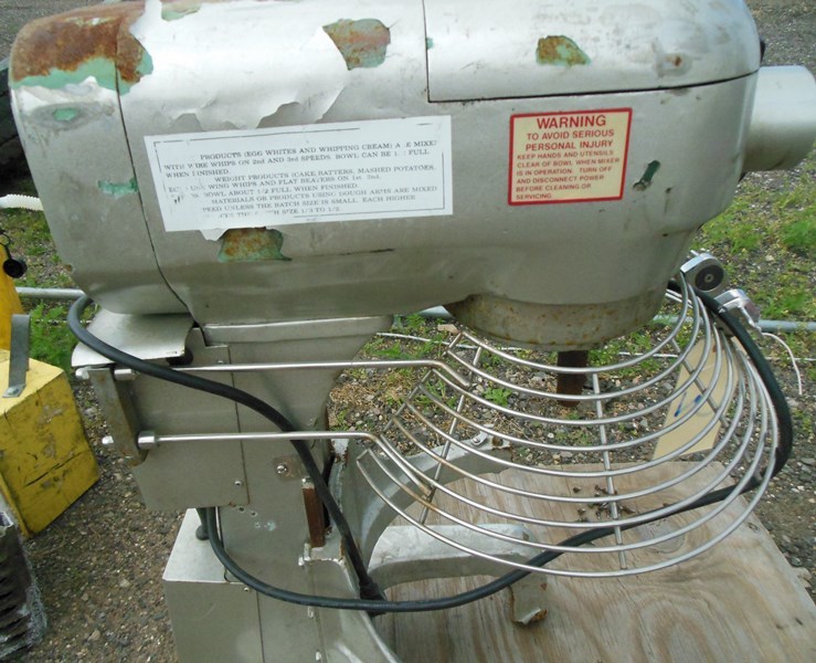 lot 110 image: Thunderbird Bakery Equipment Commercial Mixer (Does NOT power up)