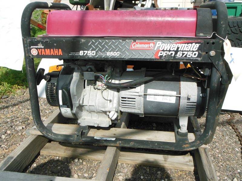 lot 4 image: Coleman Powermate Pro 6750 Generator