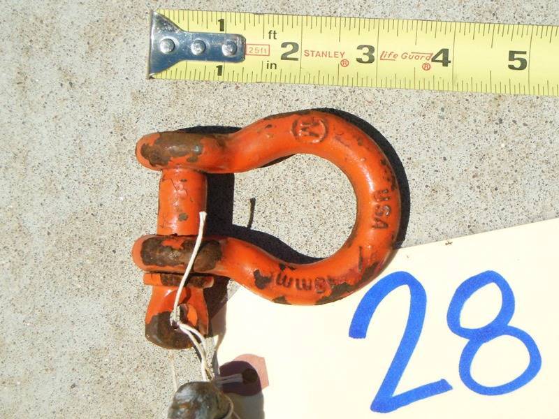 lot 28 image: Two D Ring  Anchor  Screw Pin Shackles