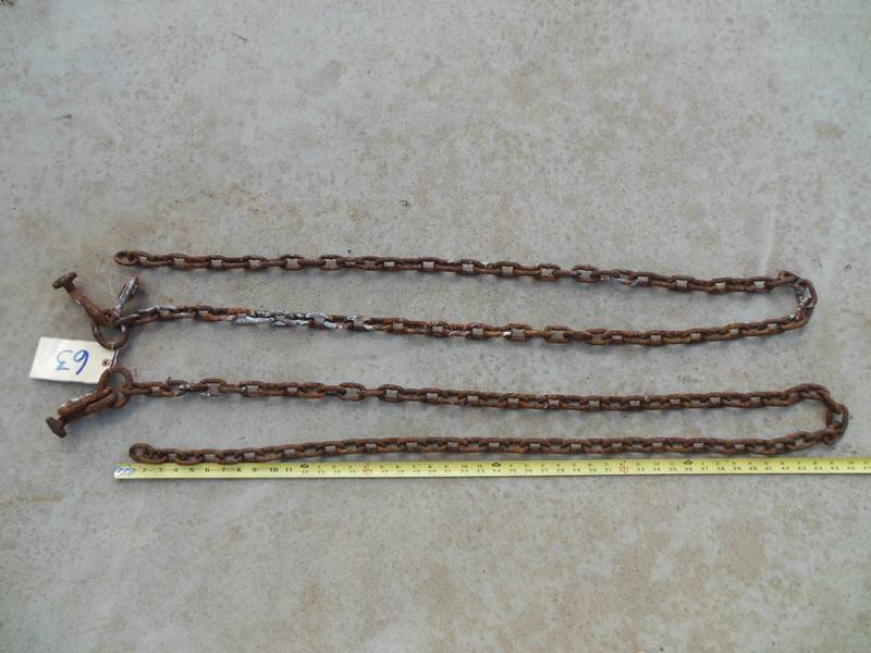 lot 63 image: Two 2 Piece Grab Piece Grab Clusters each with approx. 92 of chain - BA 516