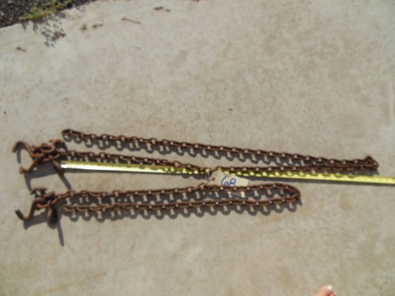 lot 68 image: 4 Piece Grab Cluster with approx. 93 of Chain and 3 Piece Grab Cluster with approx. 69 of Chain