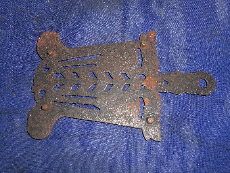 ANTIQUE CAST IRON TRIVET