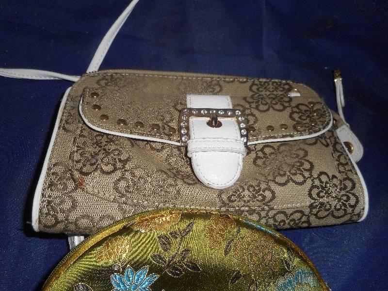FASHION PURSE 1 MAKE UP BAG 1 COIN PURSE