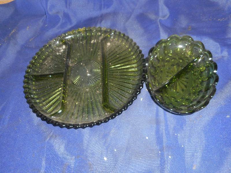 VINTAGE RELISH DISH 1 OLIVE TRAY