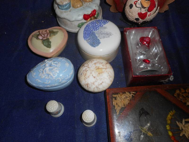 COLLECTIBLE TRINKET BOXES
