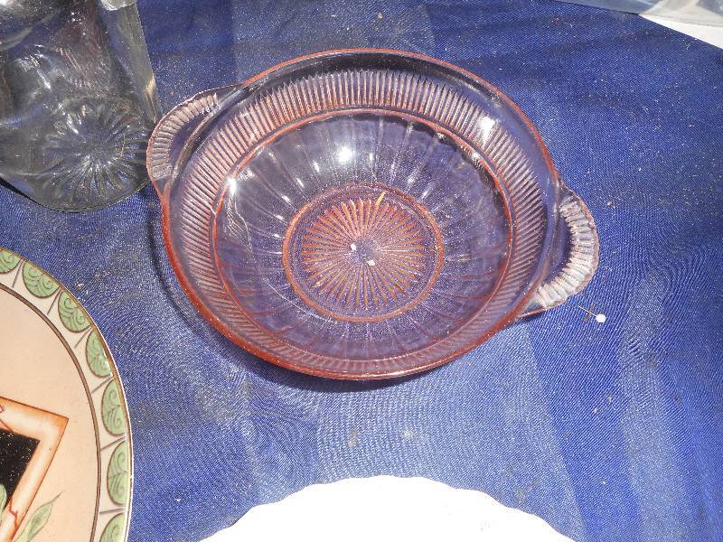 COLLECTIBLE GLASSWEAR