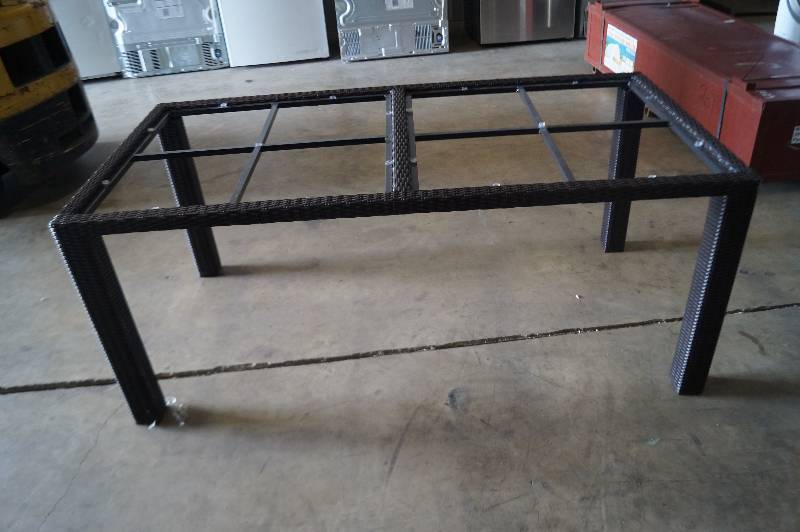 Wicker Patio Table