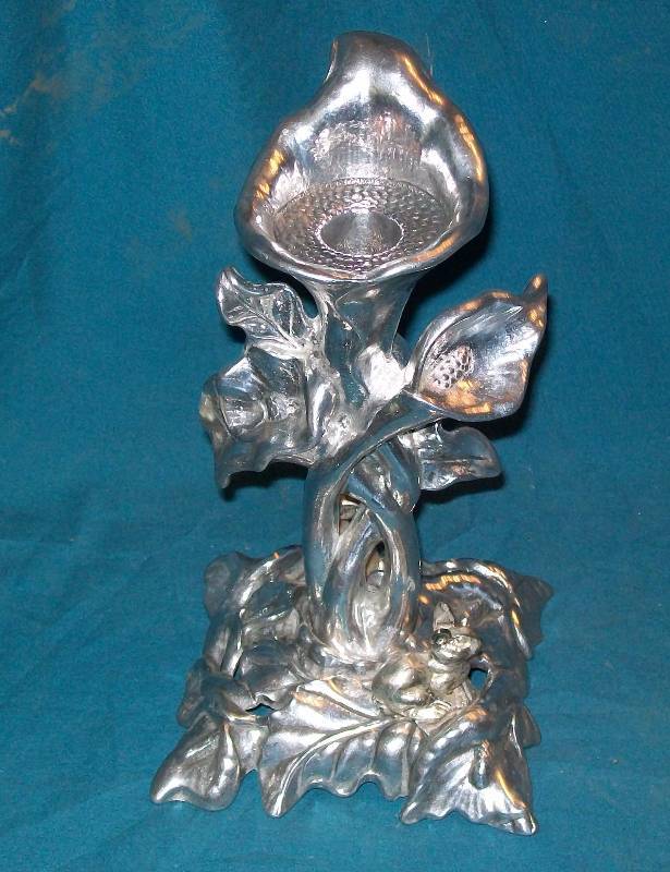 lot 4 image: Arthur Court Rabbit Candle Stick Holder Copyright 1997 and signed on bottom