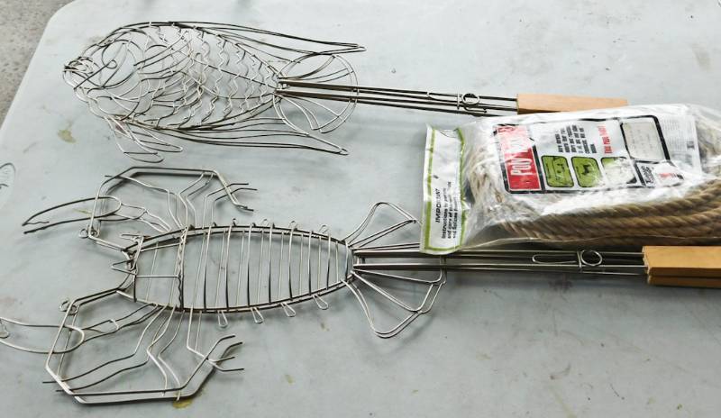 lot 55 image: 2 large grill fish baskets fish and lobster shaped