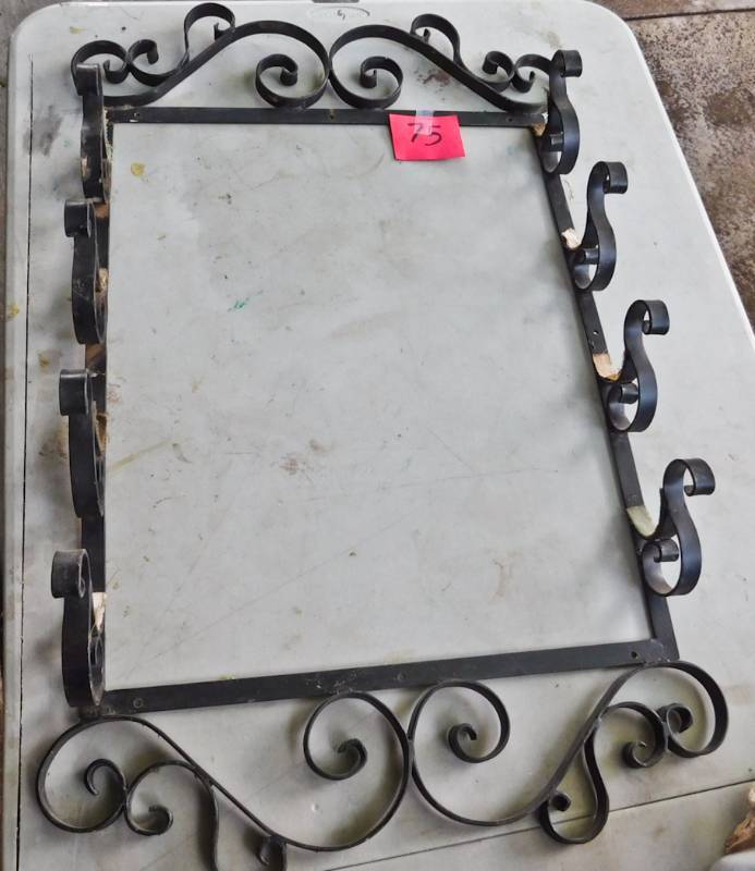 lot 75 image: gothic metal gun rack black