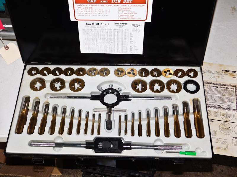lot 22 image: 45 Piece SAE tap and die set NIB