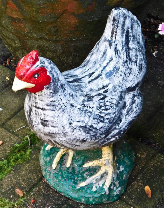 lot 84 image: vintage concrete Rooster enamel painted