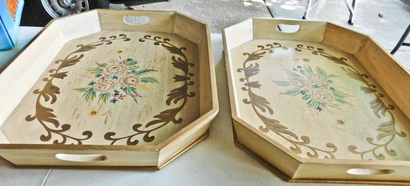 lot 87 image: pair of very nice serving trays