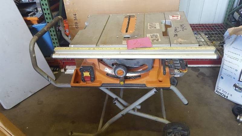 Ridgid R4510 Heavy-Duty Portable Table Saw with Stand - Power Table Saws missing blade guard attachment and rip fence assembly tested works
