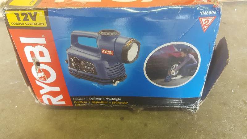 Ryobi 12V InflatorDeflatorworklight
