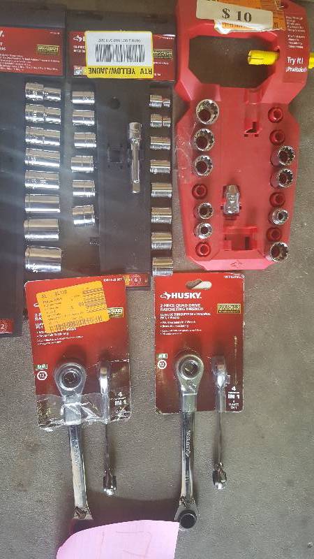 Lot of Assorted Husky tools