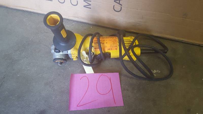 Dewalt 10-Amp 4-12 in. (115 mm) Small Angle Grinder D28402