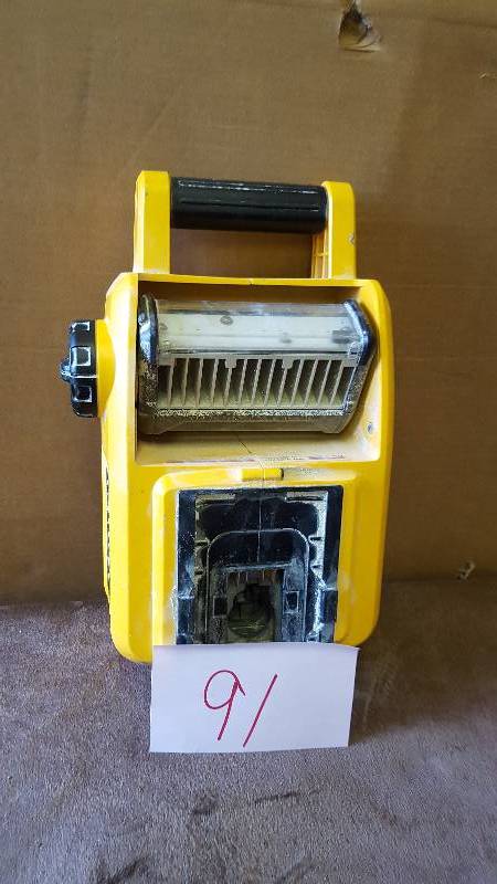 Dewalt CordlessCorded LED Work Light Used Tested Works