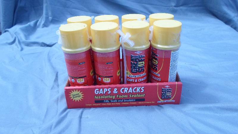 lot 13 image: 8 Cans of Great Stuff