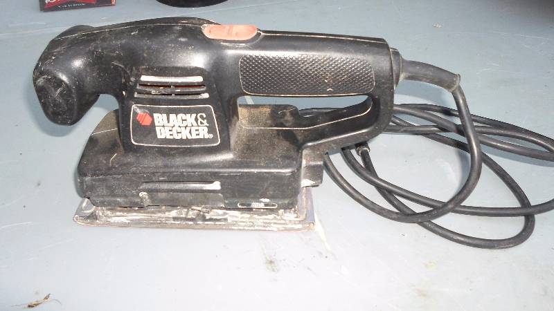 lot 46 image: Power Sander