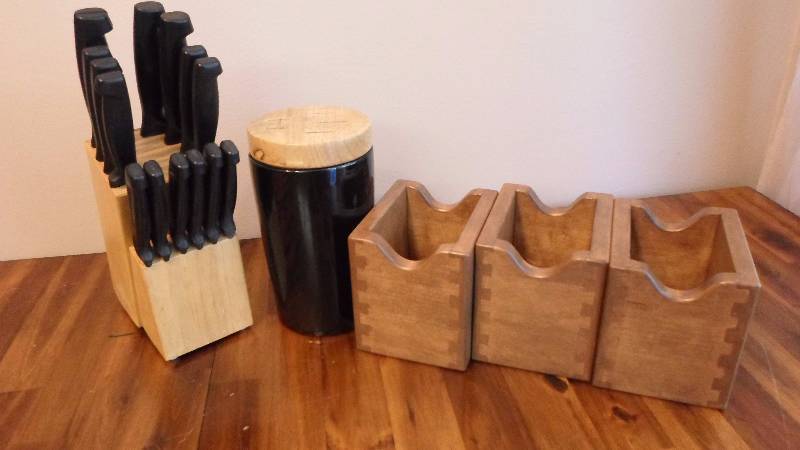 lot 77 image: Knife Block with More