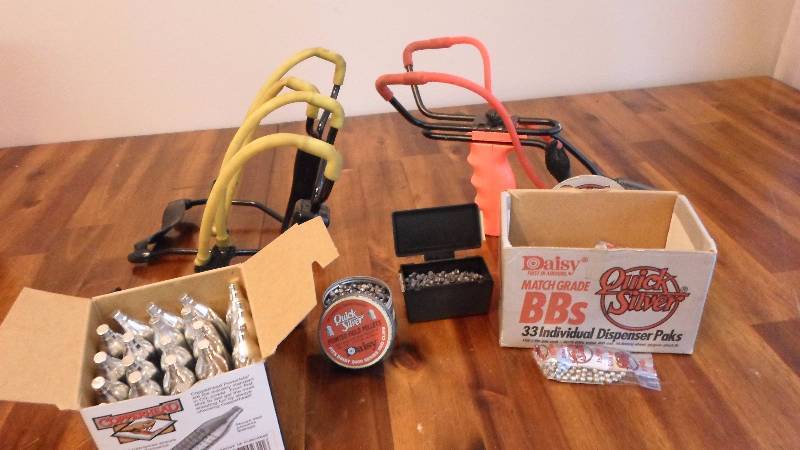 lot 82 image: Sling Shots, CO2 Cartridges, pellets, bbs