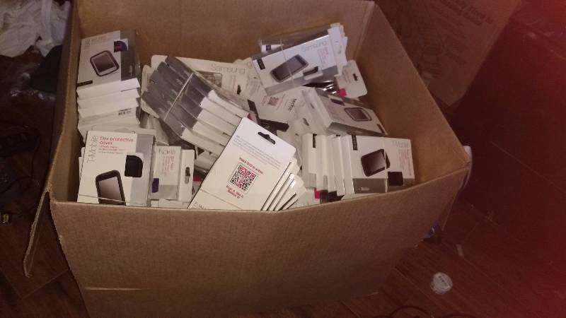 lot 128 image: Phone Case Lot#4